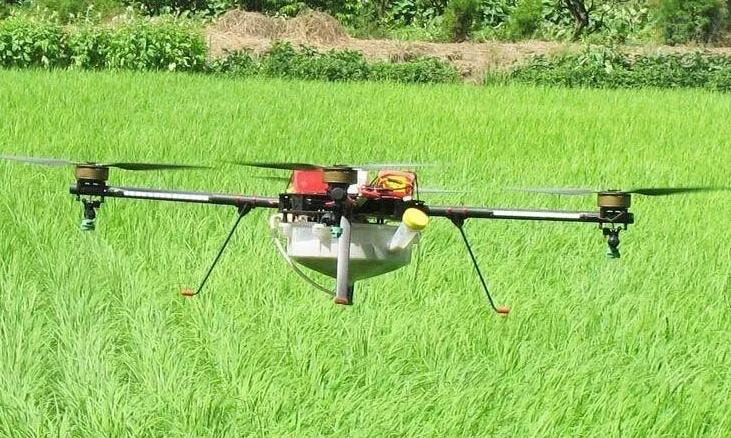 無(wú)人機(jī)植保相比傳統(tǒng)人工植保有何好處？(圖1)