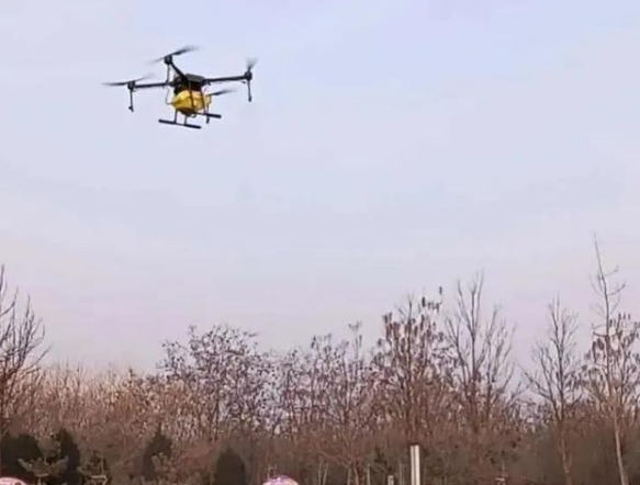 無(wú)人機(jī)應(yīng)用場(chǎng)景廣 無(wú)人機(jī)成防疫利器(圖2)